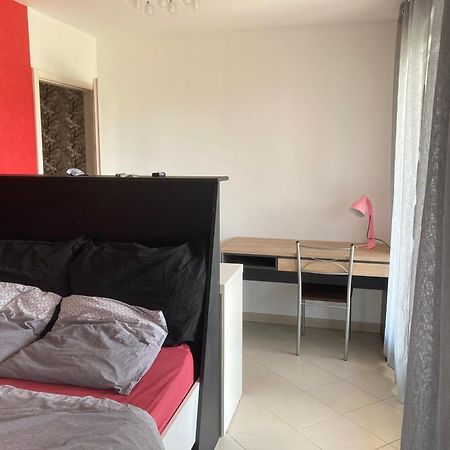 Ferienwohnung La Belle Etape Maizières-lès-Metz Exterior foto