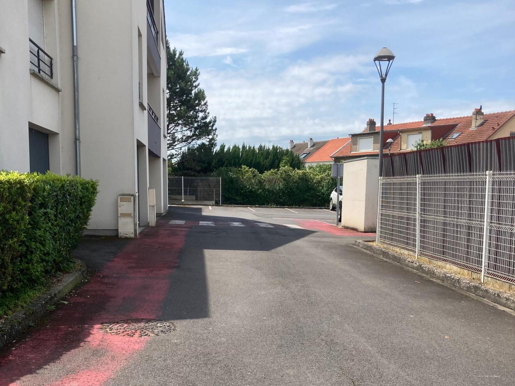 Ferienwohnung La Belle Etape Maizières-lès-Metz Exterior foto